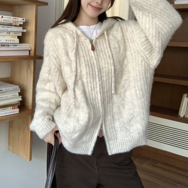 성 겨울 신상 한스타일 학원풍 꼰대 후드 이중지퍼 알파카 모방 원사 니트 가디건 루즈핏 아우터